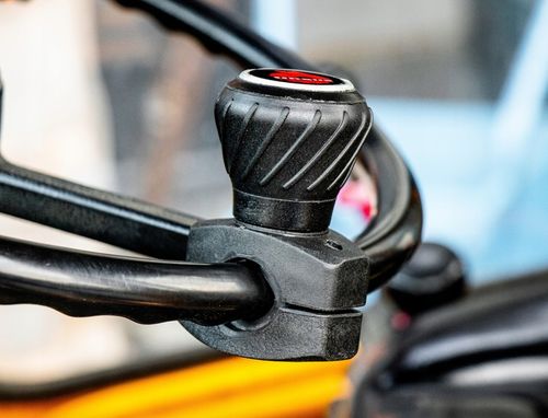 Gałka na kierownicę łożyskowana z logo URSUS na Arena.pl