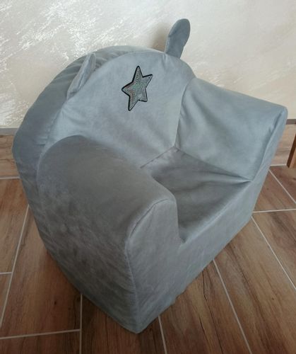 Fotelik z pianki dla dzieci pufa welur/plusz szary na Arena.pl