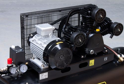 Kompresor trzytłokowy 3 tłokowy 2,2kW 200L 230V sprężarka olejowy wąż 5m na Arena.pl