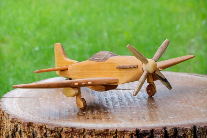 Duży model samolotu "P-51 Mustang" zdjęcie 2