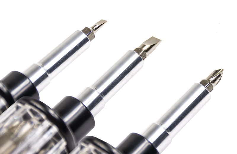 Zestaw śrubokrętów 6w1 zdjęcie 11