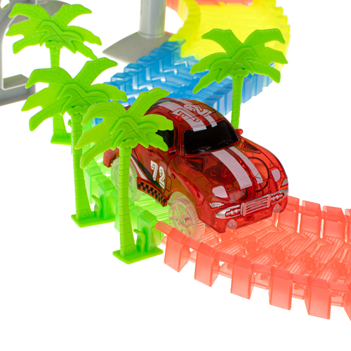 Tor samochodowy+Samochód Luminous Track 211 El. na Arena.pl