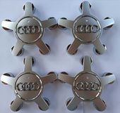 Dekielki do felg Audi 135 mm - Komplet 4 sztuki, Kolor: srebrny.