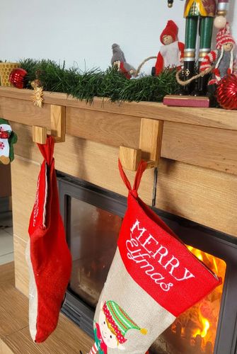 Drewniany Wieszak Samoprzylepny na Skarpety Prezenty Kominek Dębowy Haczyk na Arena.pl