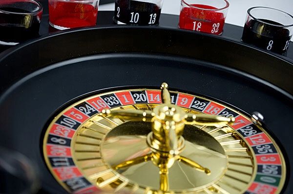Imprezowa ruletka alkoholowa gra+ 16 kieliszków zdjęcie 3