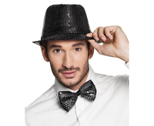 Mucha w cekiny, czarna na Arena.pl