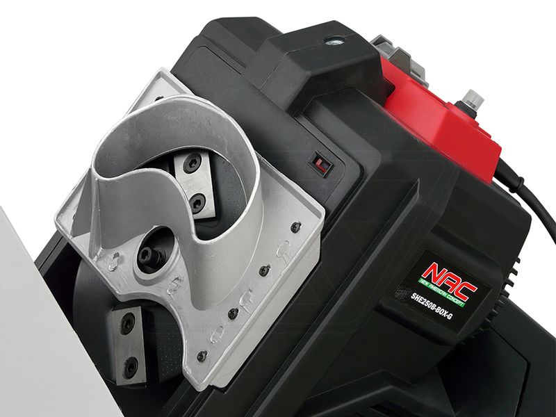 ROZDRABNIACZ DO GAŁĘZI NAC SHE 250B-BOX-G 2500 W NOŻOWY + POJEMNIK zdjęcie 5