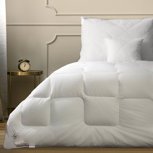 Poduszka GOLD 40x40 biała na Arena.pl