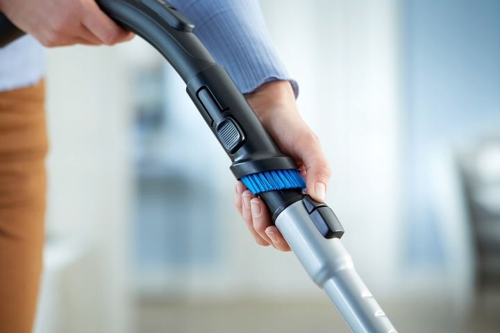 Odkurzacz bezworkowy 900W Philips PowerPro Compact Seria 3000 zdjęcie 4