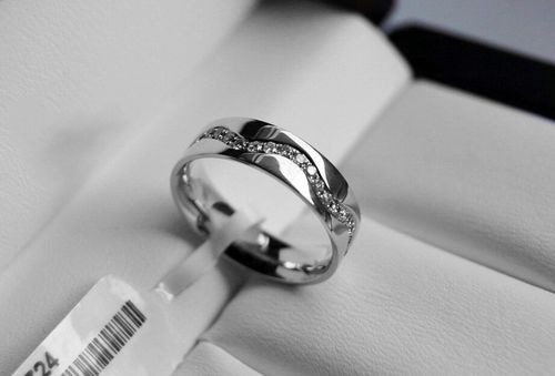 Złota obrączka XBX1750 na Arena.pl