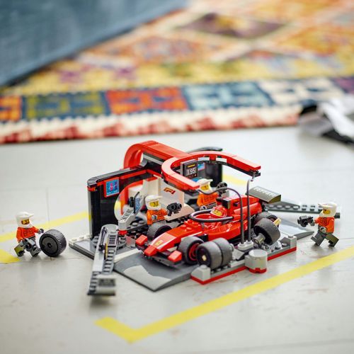 LEGO City 60443 Pit-Stop z Ferrari na Arena.pl