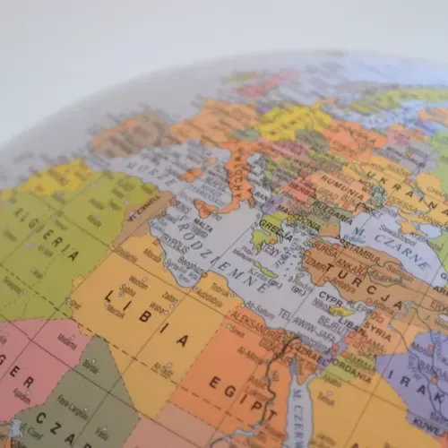 Globus Polityczny na Arena.pl