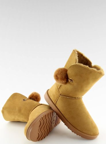 Emusy z pomponem camel SP04P CAMEL - 40 na Arena.pl