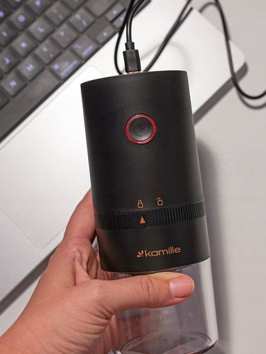 MŁYNEK ELEKTRYCZNY BEZPRZEWODOWY DO MIELENIA KAWY ŻARNOWY na USB na Arena.pl