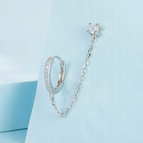 K570 Kolczyki z kryształkami połączone łańcuszkiem srebrne zatrzask sztyft na Arena.pl
