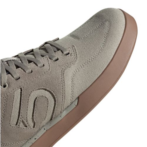 Buty adidas Sleuth M EF7180 r.46 na Arena.pl