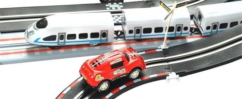 Tor wyścigowy na Arena.pl