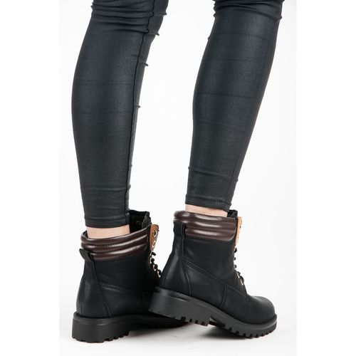 Czarne workery r.41 na Arena.pl