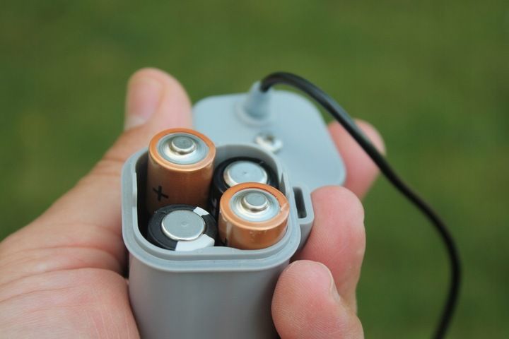 Potężny odstraszacz ogrodowy na kuny lisy szczury myszy, 2500 m2 zdjęcie 2