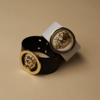 skórzana bransoleta z okrągłą klamrą z lwem (lv/21/lat/69au)