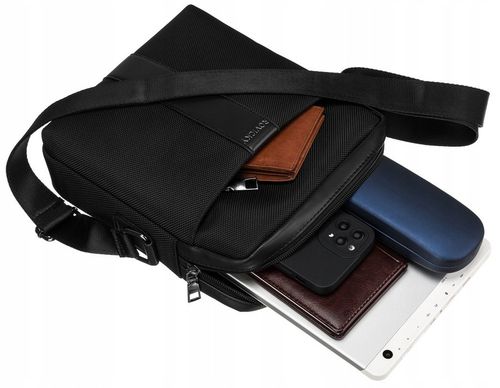 praktyczna listonoszka męska z wytrzymałego materiału - rovicky na Arena.pl