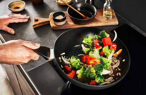 Patelnia TEFAL UNLIMITED 28cm indukcja G2550672 na Arena.pl