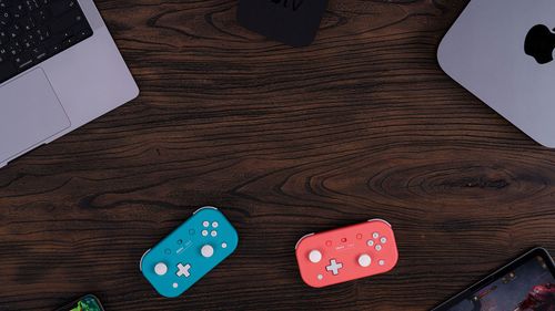 Kontroler bezprzewodowy 8BITDO Lite 2 BT Różowy na Arena.pl