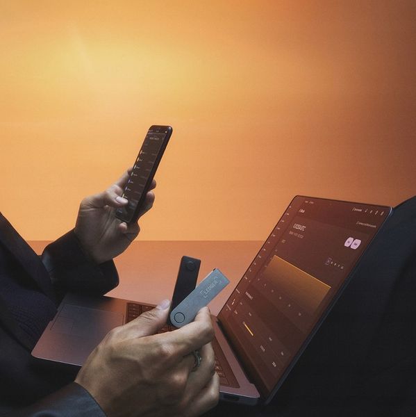 Portfel do kryptowalut Ledger Nano X kompatybilny z Windows/Mac/iOS/Android zdjęcie 9