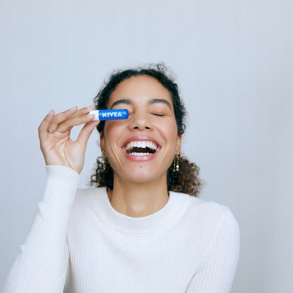 NIVEA ORIGINAL CARE Pomadka ochronna do ust 5,5ml zdjęcie 8