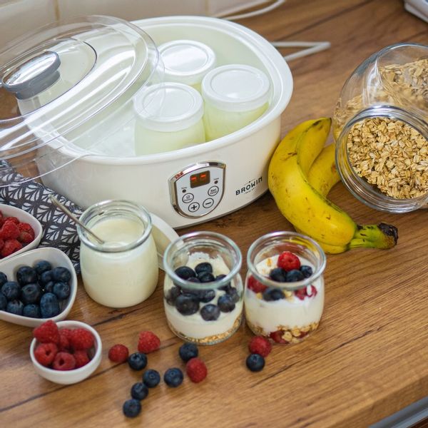 Jogurtownica z termostatem i słoikami 1,3L Browin zdjęcie 2