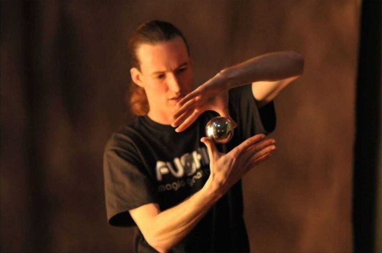 Lewitująca Magiczna Kula FUSHIGI dla Magika zdjęcie 7