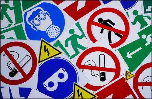 ZNAK DROGOWY TABLICA informacyjna A-11 NIERÓWNA DROGA 40cm na Arena.pl