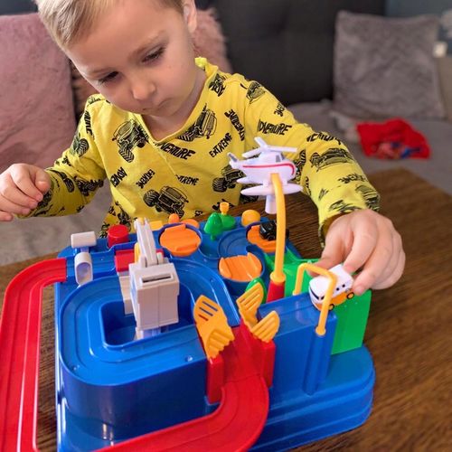 Tor Przeszkód Interaktywny dla Autek Zjazd Samochodowy + Auta Gra w Autka na Arena.pl