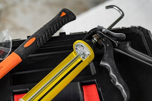 PISTOLET Wyciskacz do silikonów kartuszy klejów Solidny 18:1 Bauhus na Arena.pl