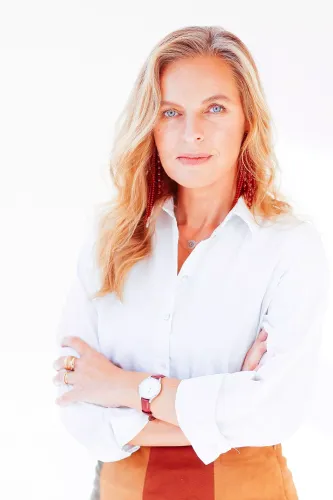 Osiecka. Rodzi się ptak na Arena.pl