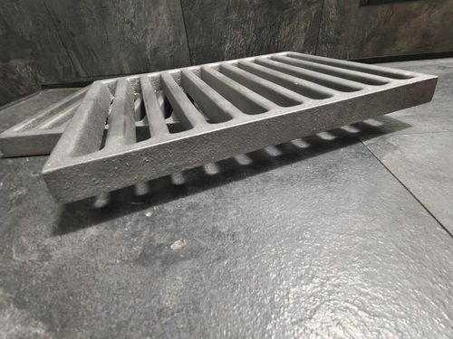 Ruszt żeliwny 35 cm na 26 cm na Arena.pl