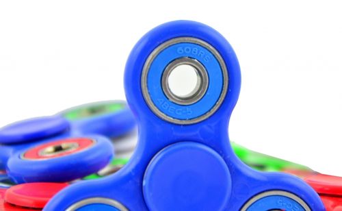 ORYGINALNY HAND SPINNER FIDGET SPINNER BIAŁY na Arena.pl
