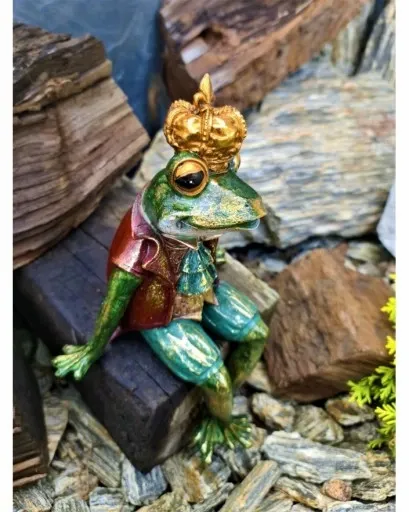 FIGURKA FIGURA ŻABA ŻABKA SIEDZĄCA W KORONIE zdjęcie 11