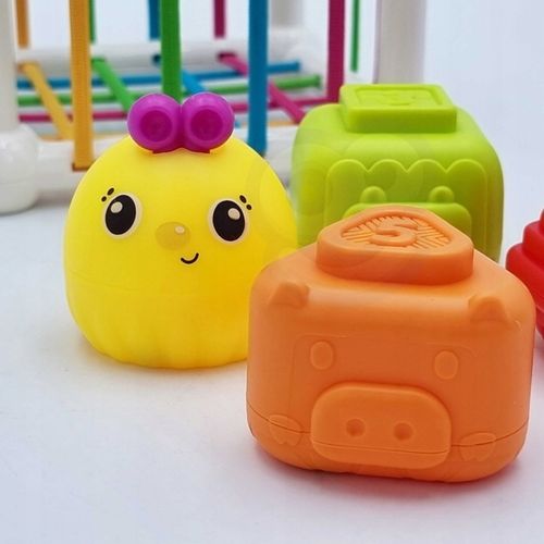 WOOPIE SORTER ELASTYCZNA KOSTKA SENSORYCZNA DŹWIĘK na Arena.pl