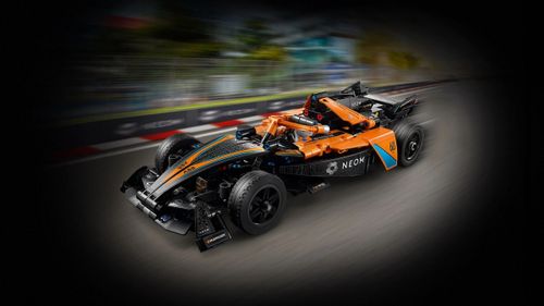 Klocki Technic 42169 NEOM McLaren Formula E Race Car na Arena.pl