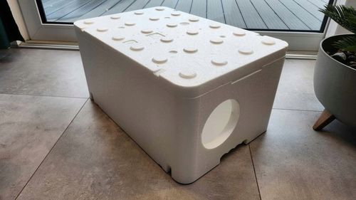 Duży Domek wiosenny budka dla kota styropianowy Box 60x40x30cm KB na Arena.pl