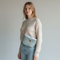 Torebka-Nerka Sztruksowa Miętowa z motywem pastelowych kwiatów – handmade