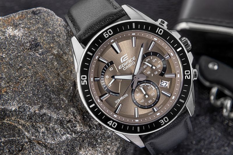 zegarek męski casio edifice efr-552l-5avuef + box zdjęcie 4