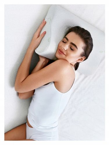 Poduszka ORTOPEDYCZNA do spania MEMORY profilowana na boku plecach na Arena.pl