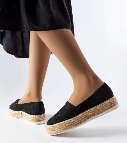 Czarne espadryle na platformie Beaudry 41 na Arena.pl