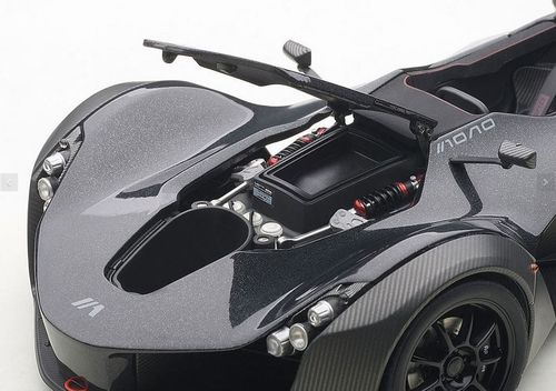 BAC Mono rocznik 2011 (metallic black) na Arena.pl