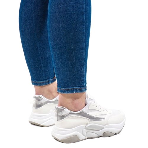 Białe sneakersy sportowe SX001-9 r.39 na Arena.pl
