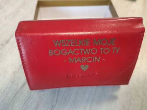 Portfel damski skórzany z GRAWEREM prezent na walentynki Z INICJAŁAMI na Arena.pl