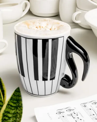 Muzyczny Kubek z Nutką i Klawiszami - Ręcznie Malowany 350 ml na Arena.pl