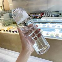 Kubki na wodę do aktywności na świeżym powietrzu